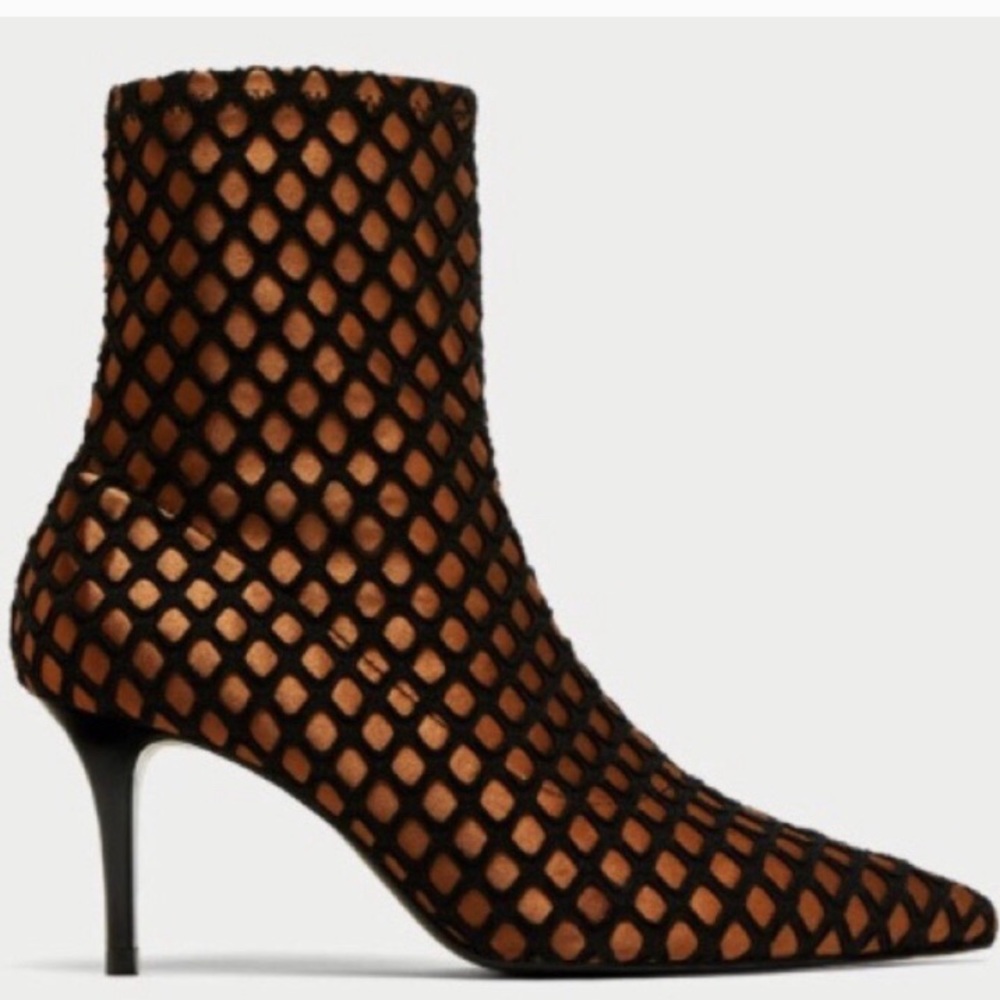 Zara “socks/mesh” boots - Picture 2 of 6